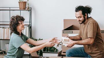 Movers in Cupertino, CA: Best Companies & Average Hourly Rates