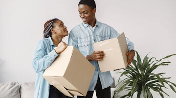 How to Move in Together Successfully: 5 Relationship-Saving Tips