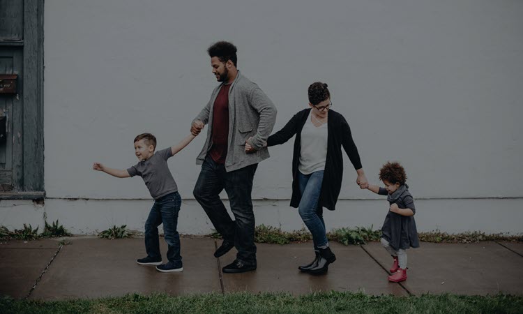 Take your kids to visit the Neighborhood before moving