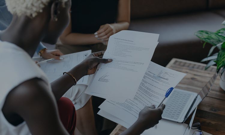 Find dependable movers with all the equipment